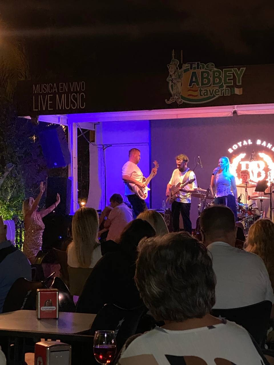 Royal Band на сцені The Abbey Tavern